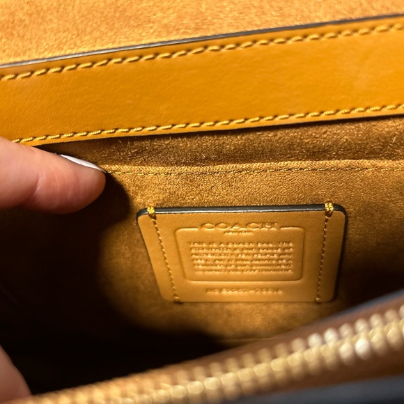 COPY - New Black Tilly top handle coach bag - Picture 10 of 16